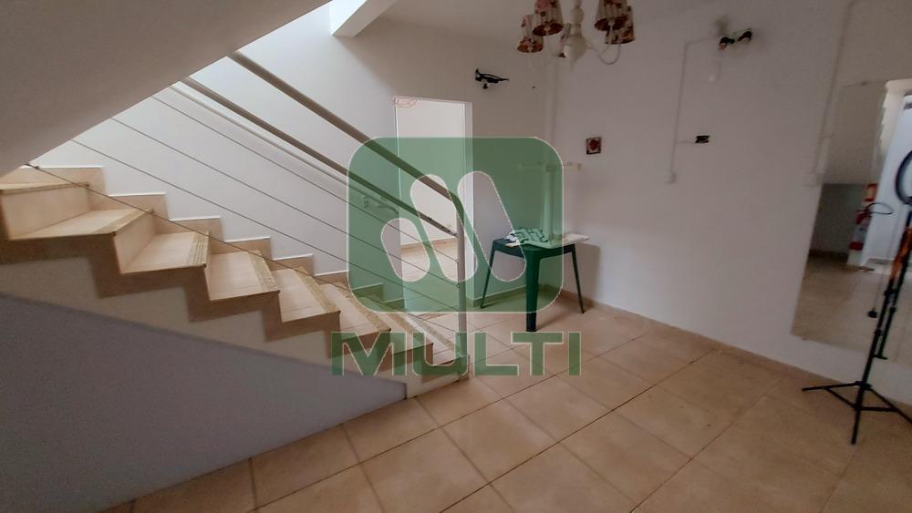 Prédio Inteiro à venda com 1 quarto, 120m² - Foto 4