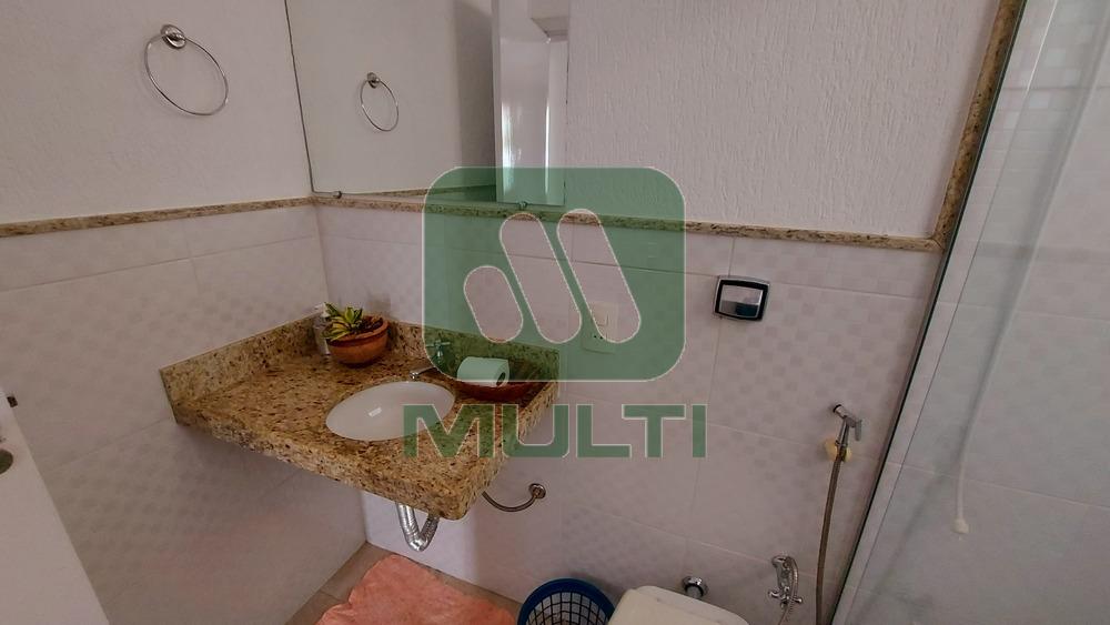 Prédio Inteiro à venda com 1 quarto, 120m² - Foto 11