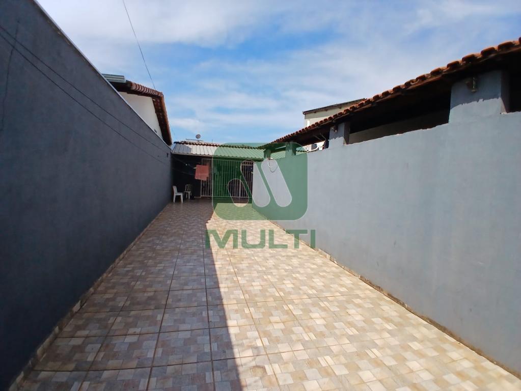 Casa à venda com 4 quartos, 180m² - Foto 8