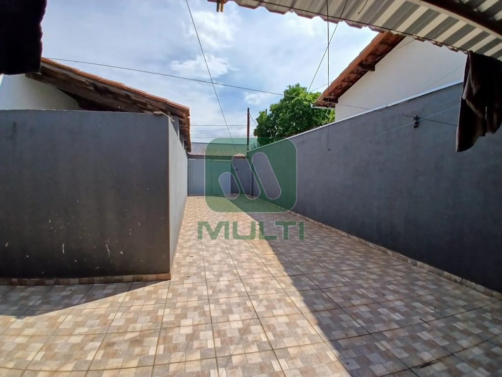 Casa à venda com 4 quartos, 180m² - Foto 12