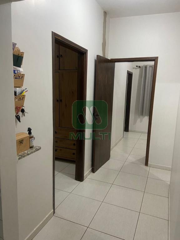 Casa à venda com 3 quartos, 169m² - Foto 6