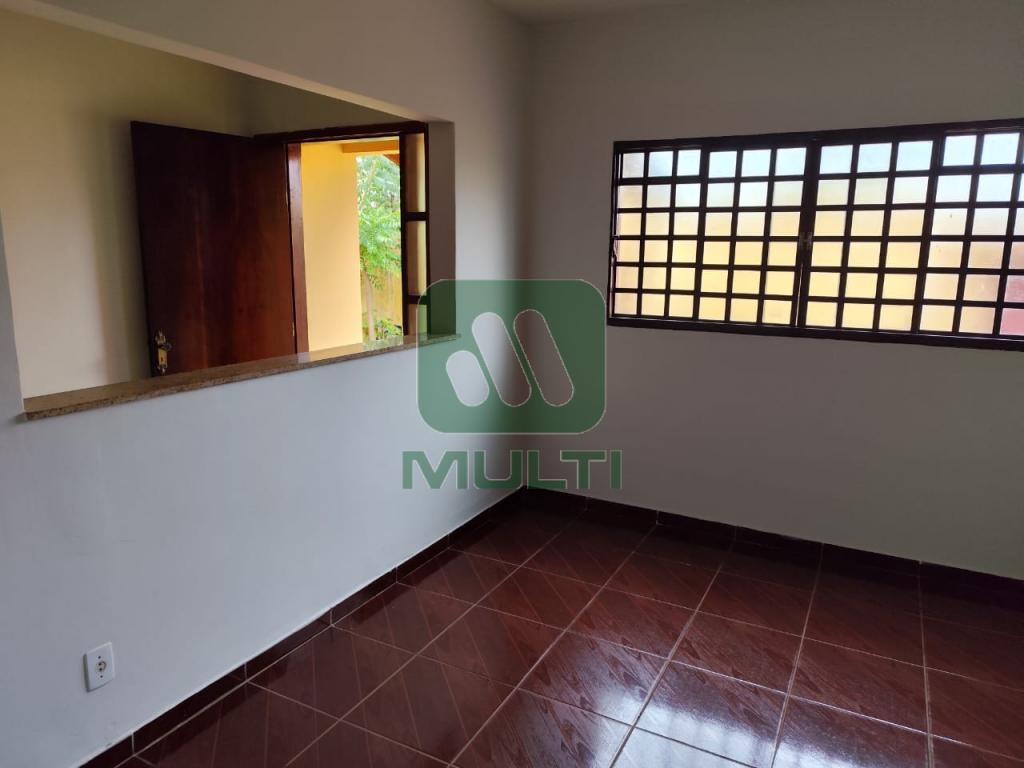 Casa à venda com 3 quartos, 190m² - Foto 5