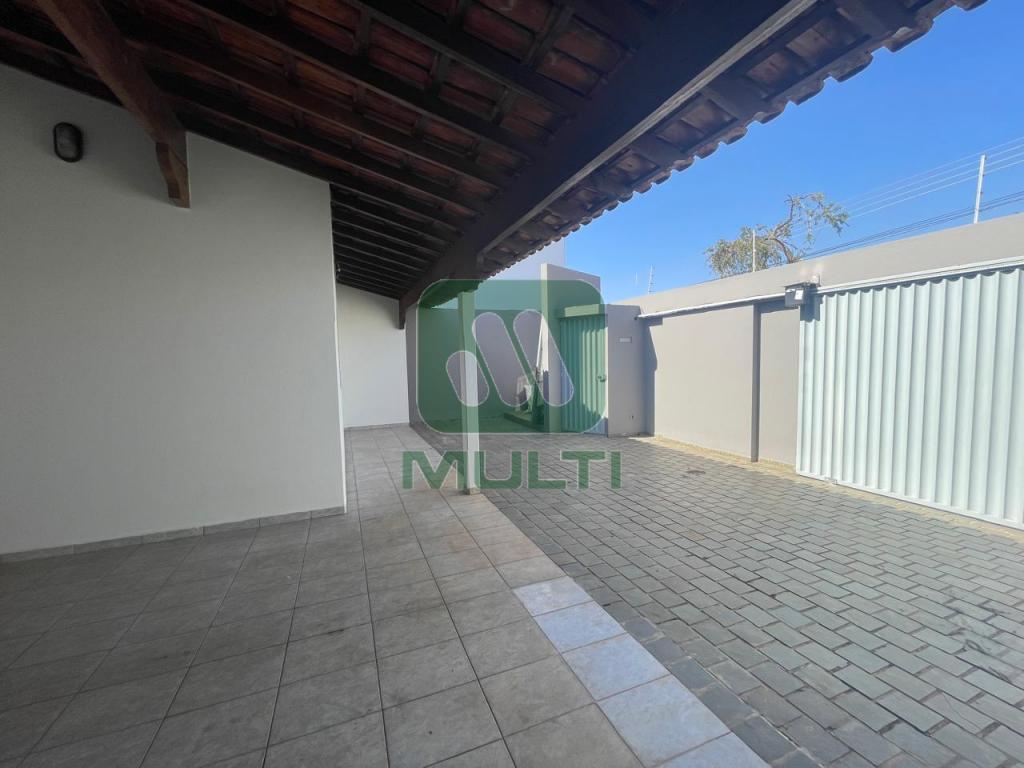 Casa à venda com 3 quartos, 187m² - Foto 18