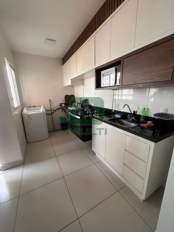 Apartamento à venda com 2 quartos, 56m² - Foto 7