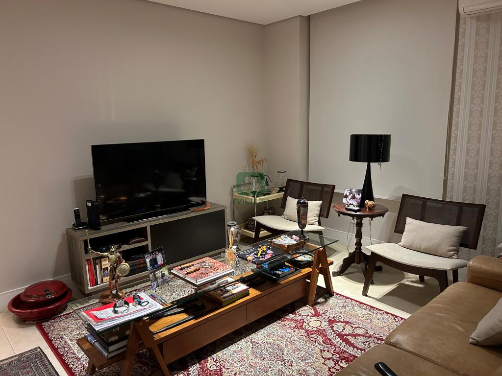 Apartamento à venda com 3 quartos, 87m² - Foto 2