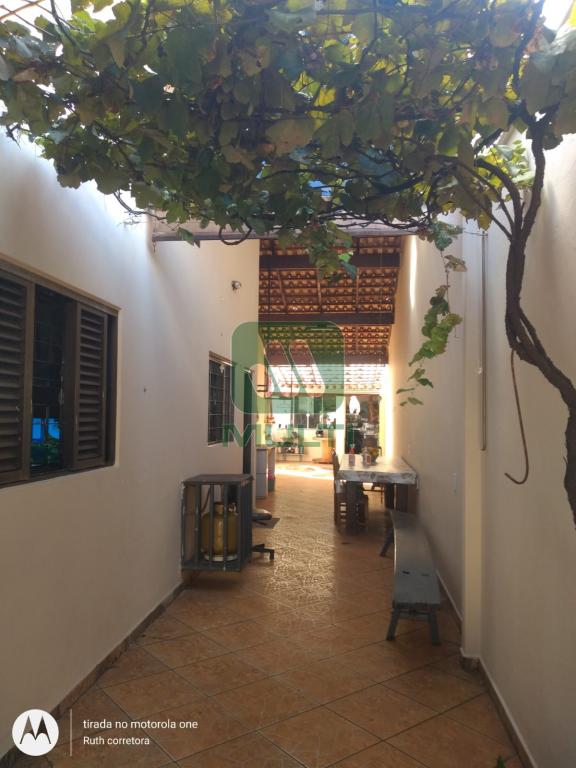 Casa à venda com 3 quartos, 199m² - Foto 13