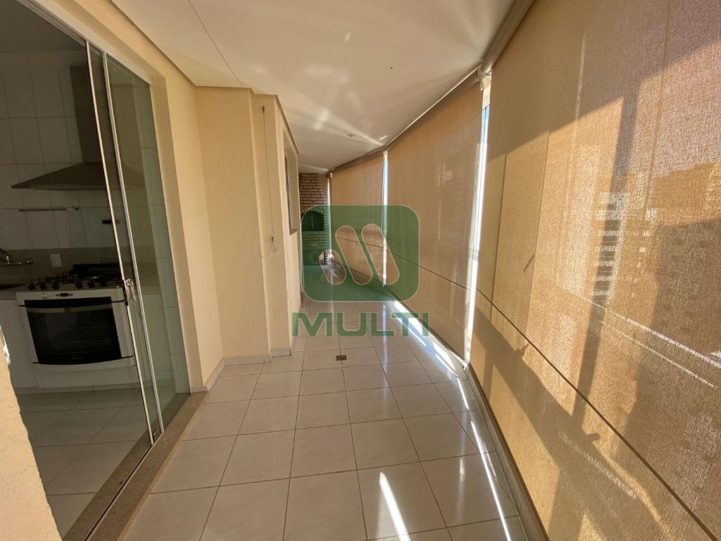 Apartamento à venda com 4 quartos, 253m² - Foto 17