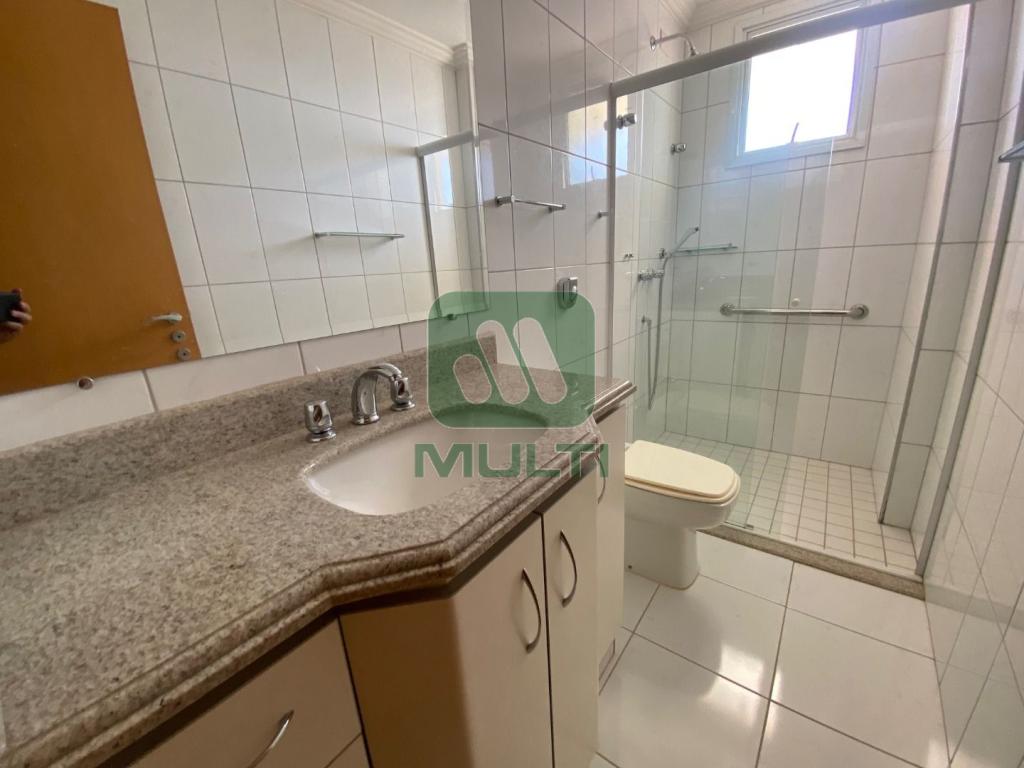 Apartamento à venda com 4 quartos, 253m² - Foto 18