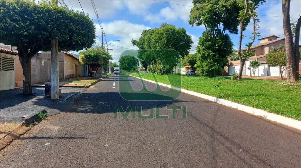 Terreno à venda com 1 quarto, 1m² - Foto 2