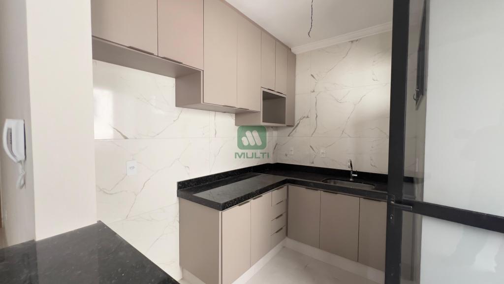 Apartamento à venda com 2 quartos, 65m² - Foto 6