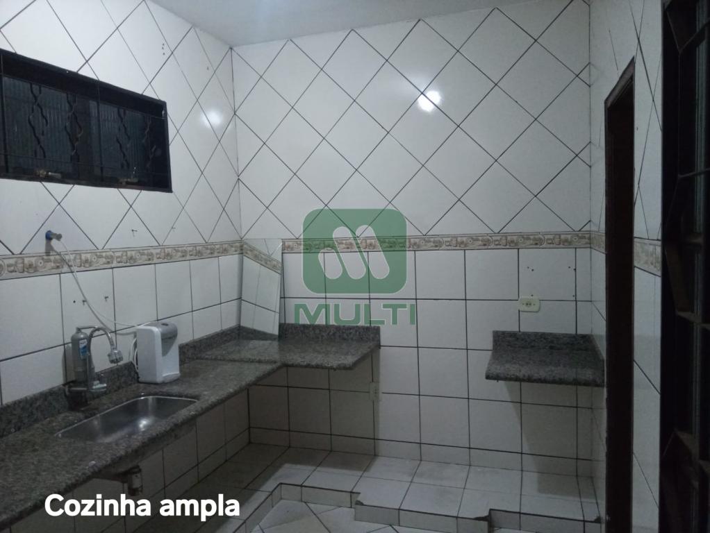 Casa à venda com 1 quarto, 194m² - Foto 23