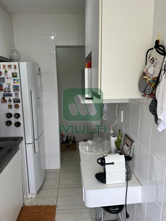 Apartamento à venda com 2 quartos, 52m² - Foto 9