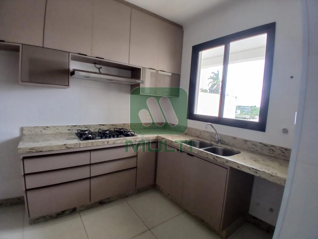 Apartamento à venda com 3 quartos, 150m² - Foto 9