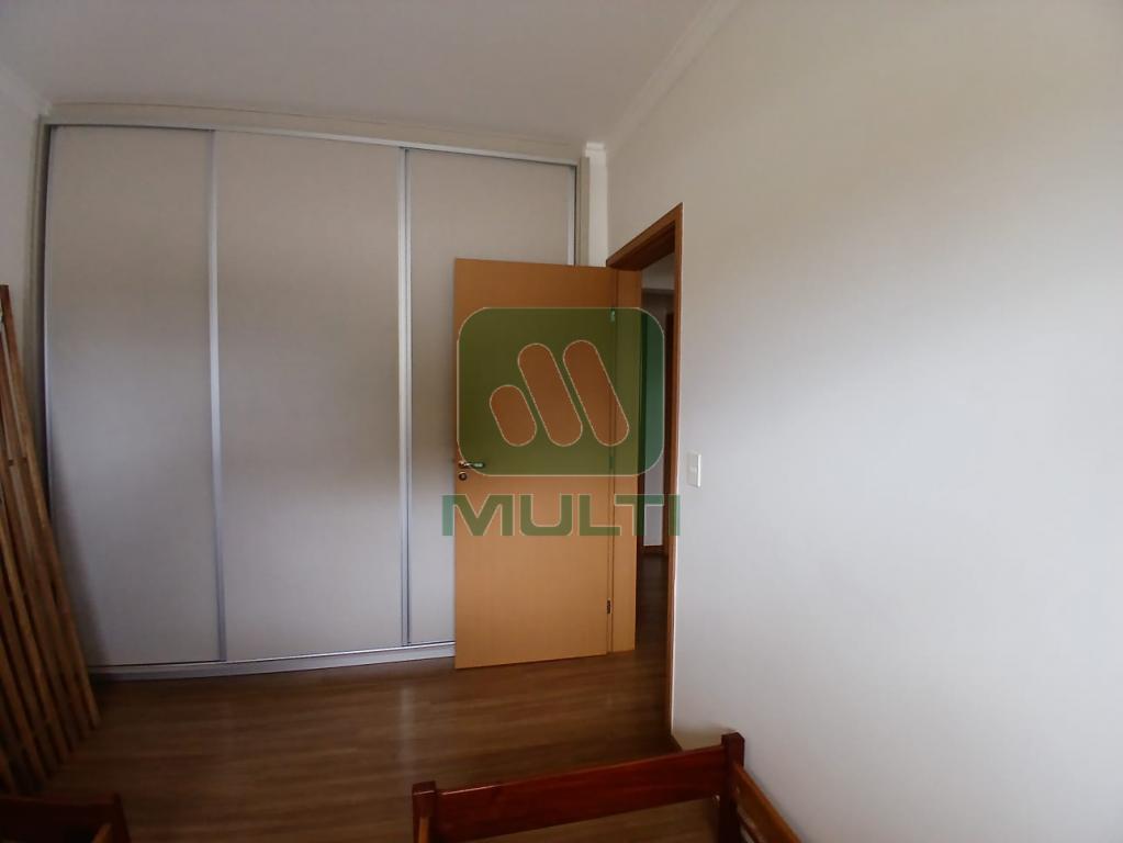 Apartamento à venda com 3 quartos, 150m² - Foto 18