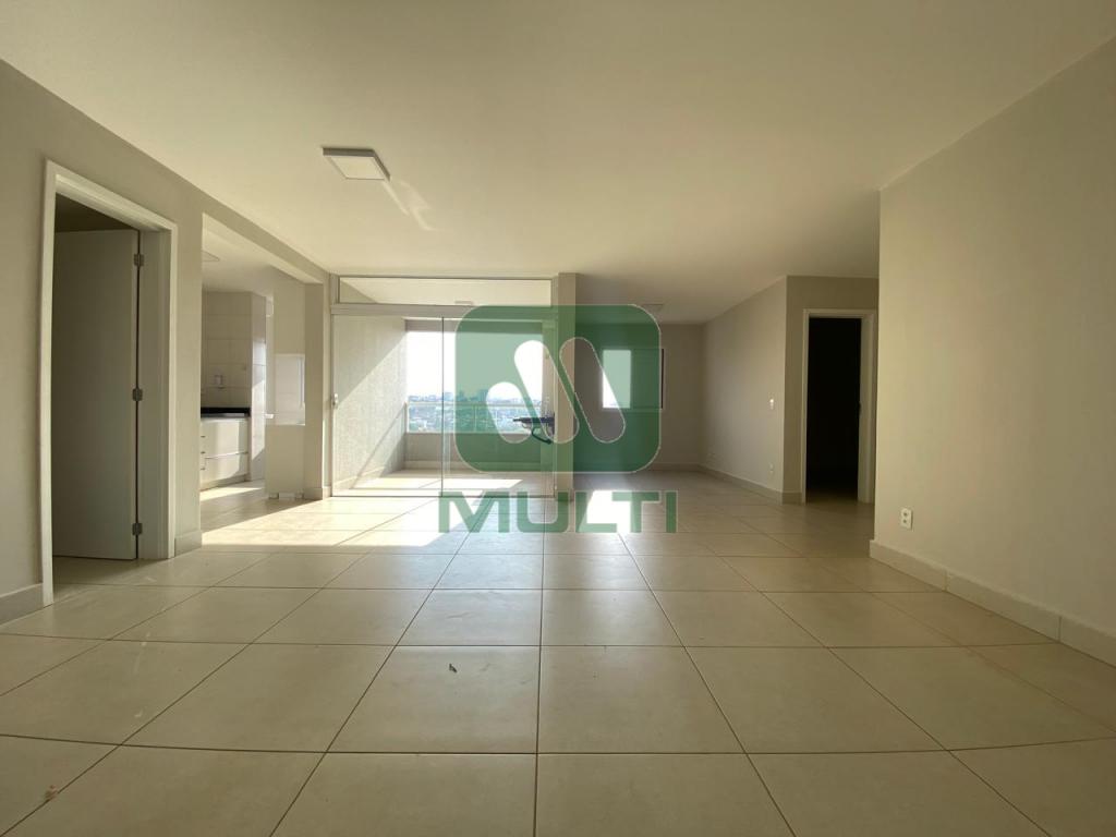 Apartamento à venda com 2 quartos, 93m² - Foto 1