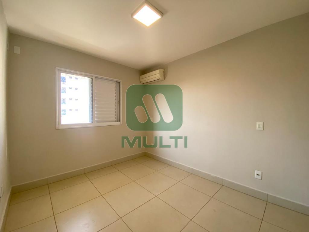 Apartamento à venda com 2 quartos, 93m² - Foto 13