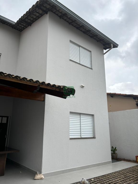 Casa à venda com 4 quartos, 257m² - Foto 18