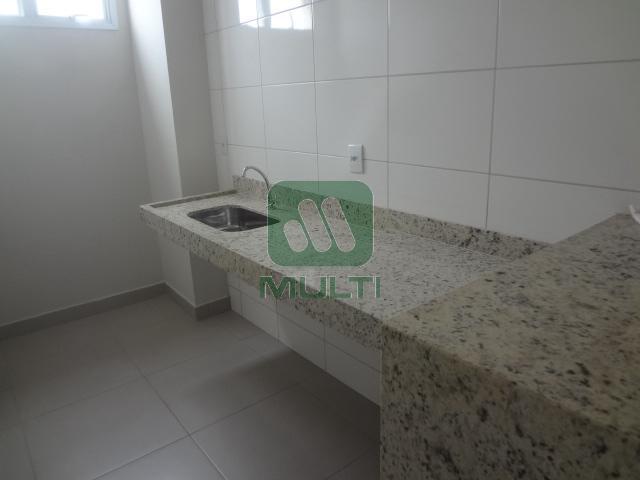 Apartamento à venda com 1 quarto, 2106m² - Foto 9