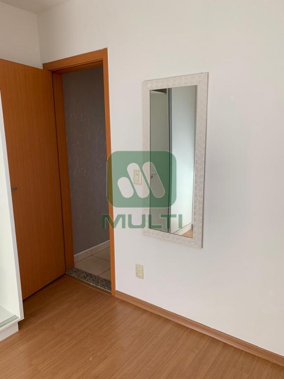 Apartamento à venda com 2 quartos, 44m² - Foto 9