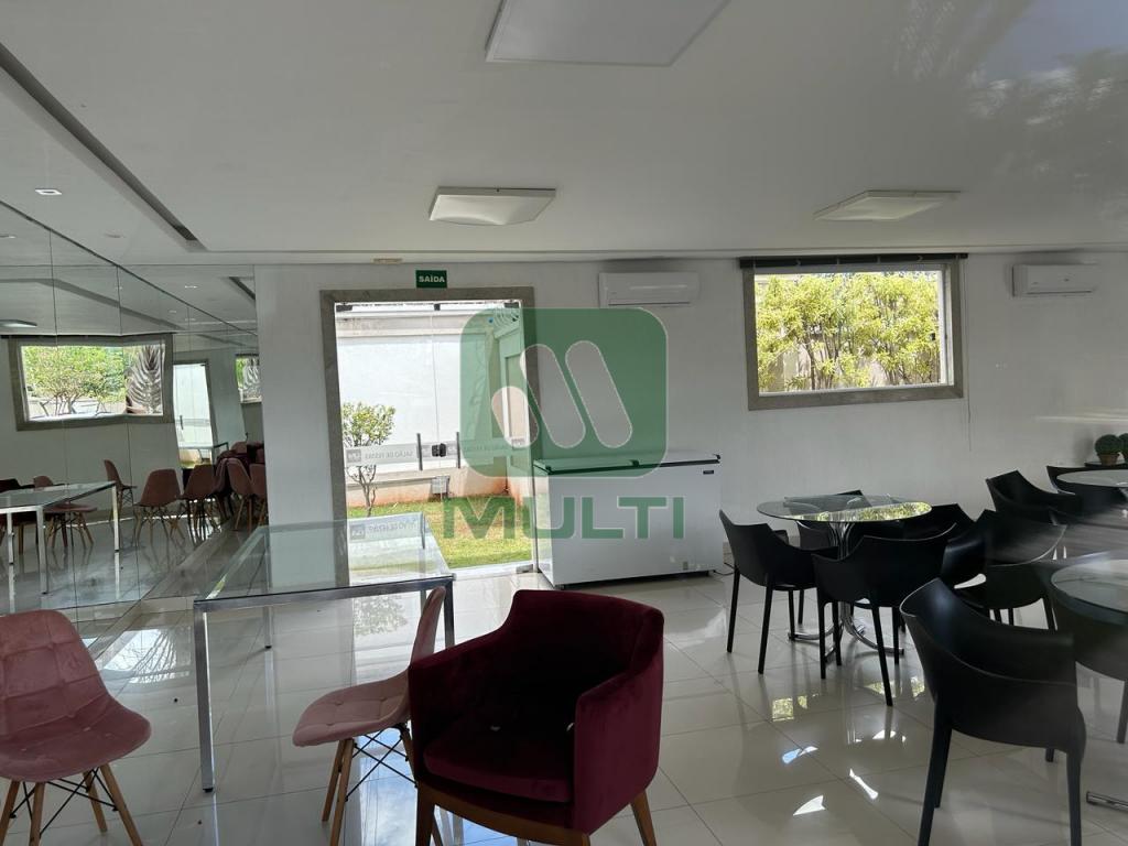 Apartamento à venda com 2 quartos, 44m² - Foto 15