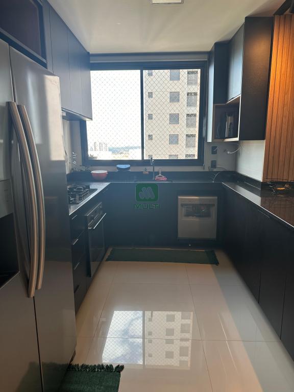 Apartamento à venda com 3 quartos, 151m² - Foto 5