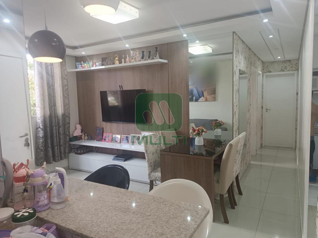 Apartamento à venda com 2 quartos, 50m² - Foto 2