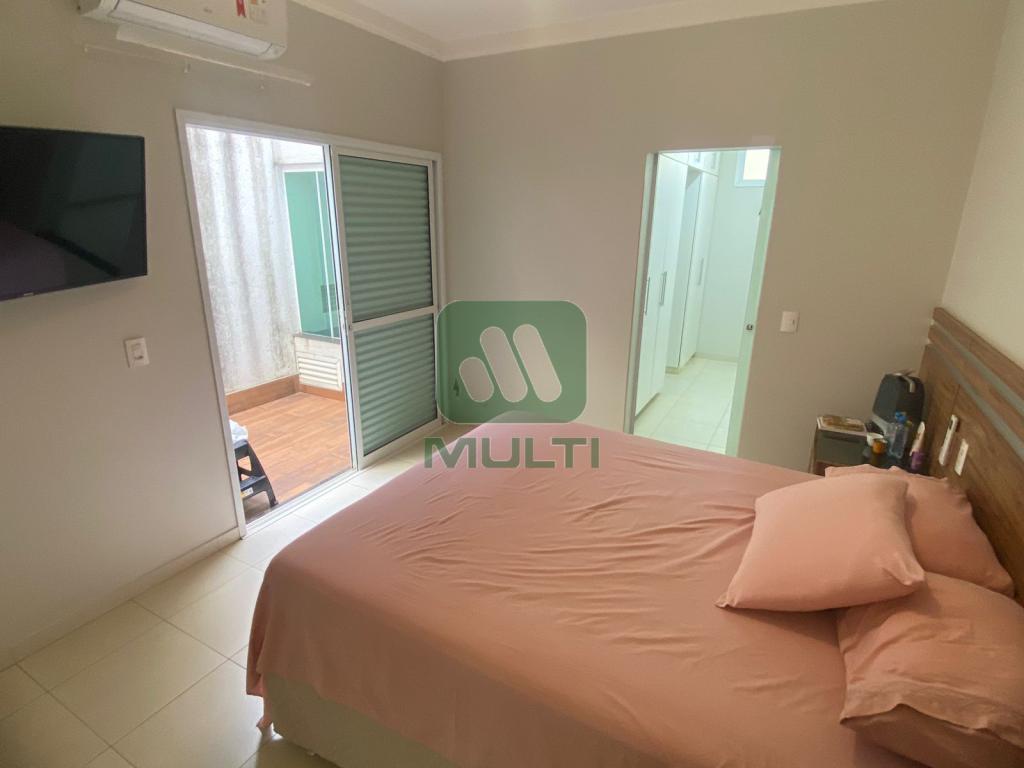 Casa à venda com 3 quartos, 280m² - Foto 13