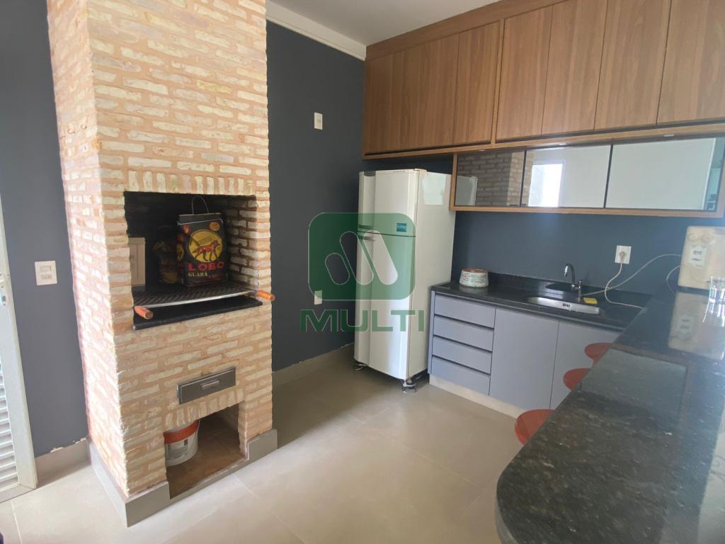 Casa à venda com 3 quartos, 280m² - Foto 19