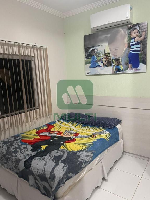 Casa à venda com 3 quartos, 200m² - Foto 7