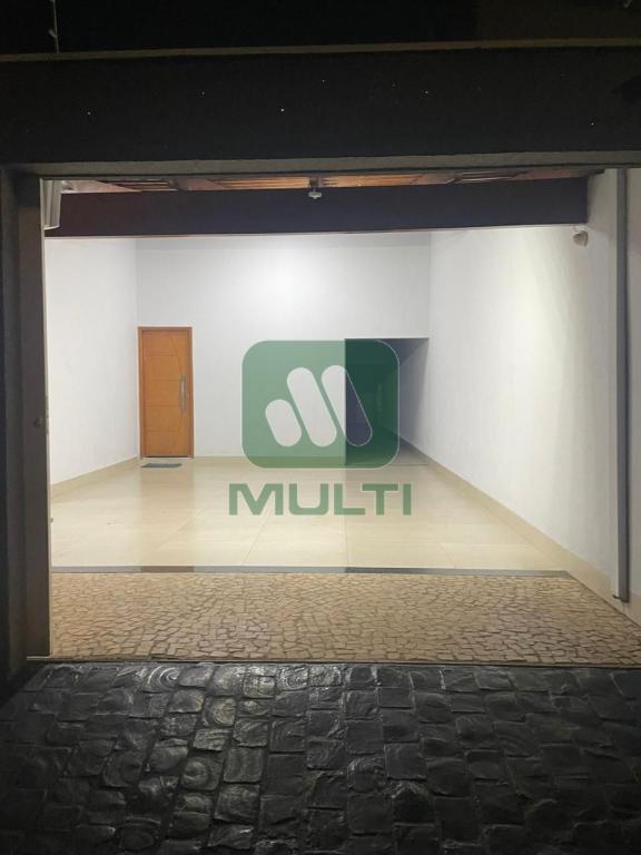 Casa à venda com 3 quartos, 200m² - Foto 20