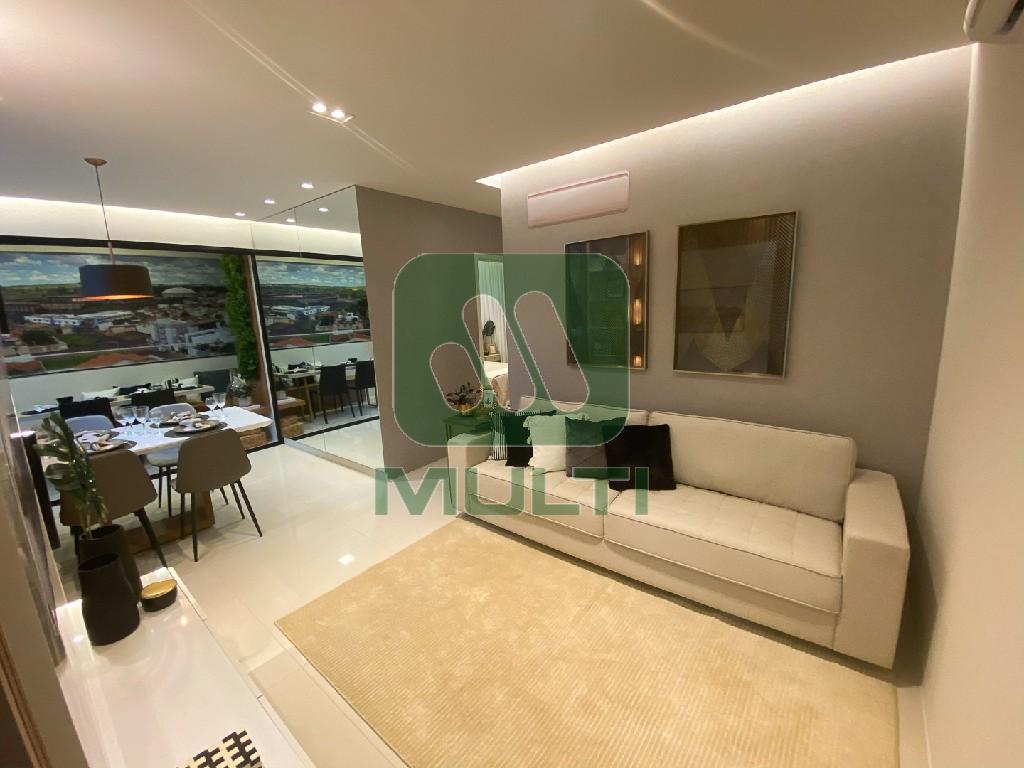 Apartamento à venda com 2 quartos, 66m² - Foto 7