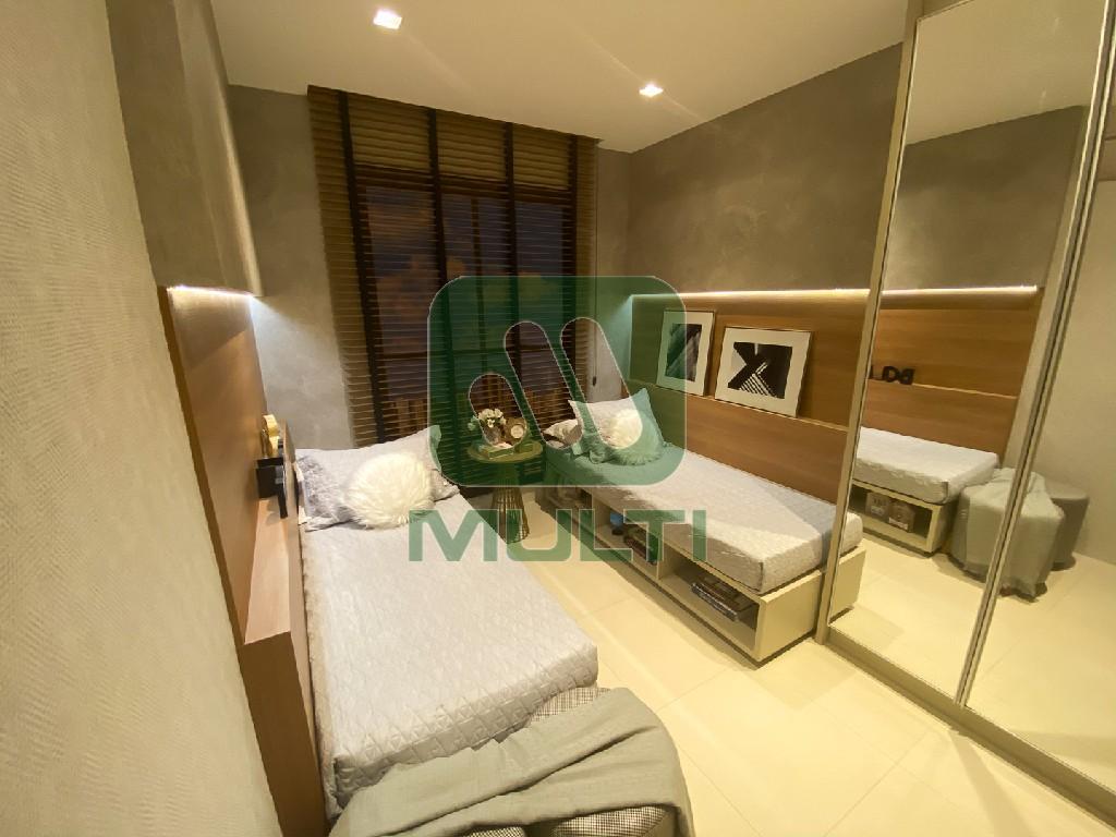 Apartamento à venda com 2 quartos, 66m² - Foto 16