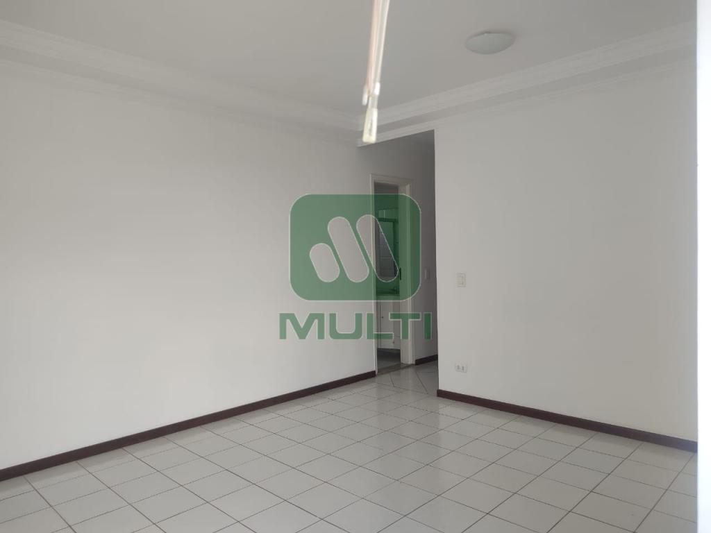 Apartamento à venda com 3 quartos, 70m² - Foto 5