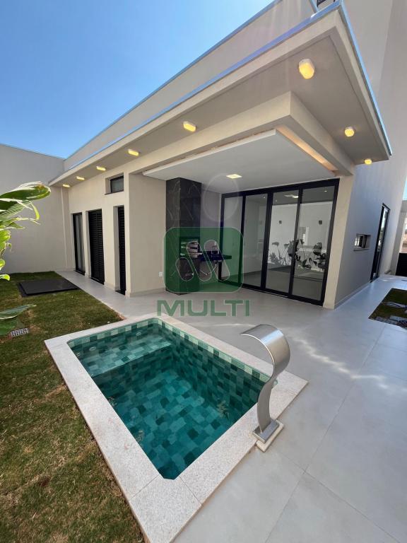 Casa de Condomínio à venda com 3 quartos, 150m² - Foto 1