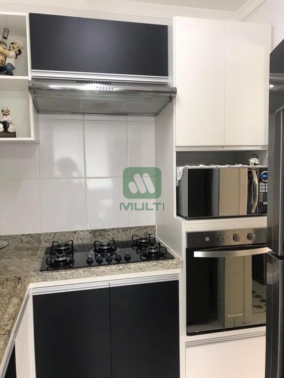 Apartamento à venda com 2 quartos, 50m² - Foto 12