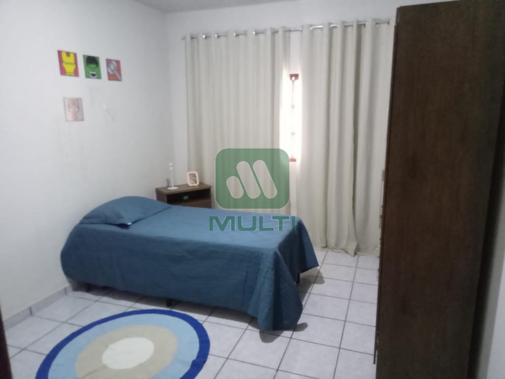 Casa à venda com 3 quartos, 170m² - Foto 7