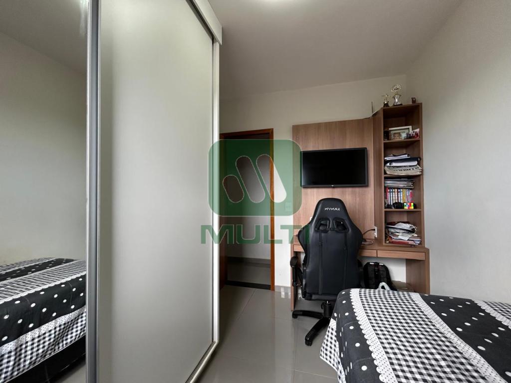 Apartamento à venda com 2 quartos, 63m² - Foto 11