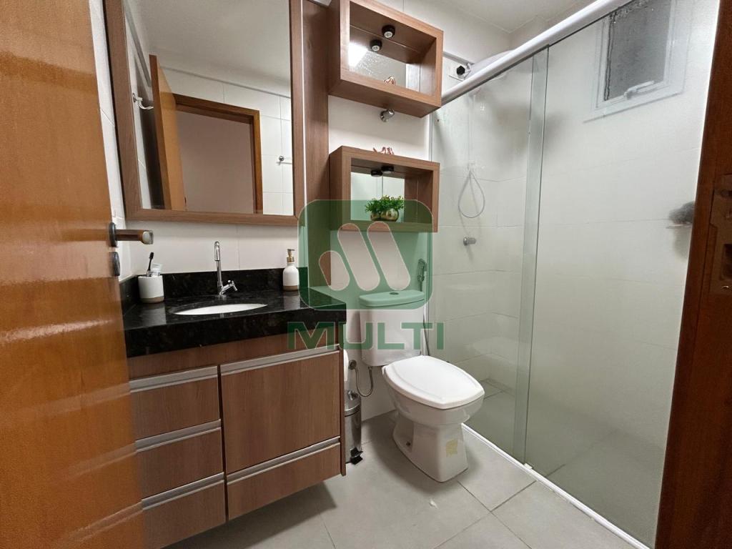 Apartamento à venda com 2 quartos, 63m² - Foto 16