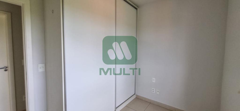 Apartamento à venda com 2 quartos, 68m² - Foto 10