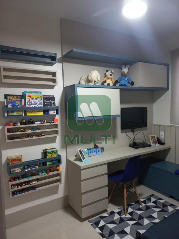 Apartamento à venda com 3 quartos, 96m² - Foto 6