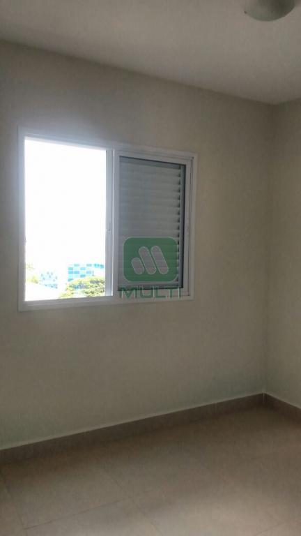 Apartamento à venda com 2 quartos, 68m² - Foto 18