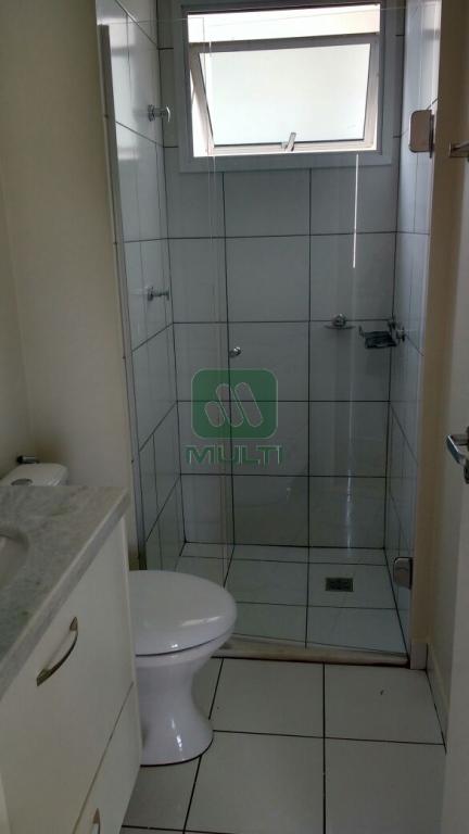 Apartamento à venda com 2 quartos, 68m² - Foto 20