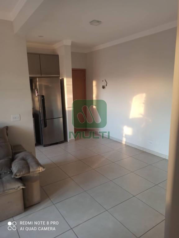 Apartamento à venda com 2 quartos, 55m² - Foto 4