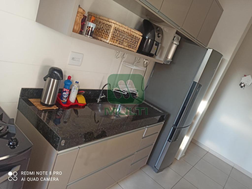 Apartamento à venda com 2 quartos, 55m² - Foto 10