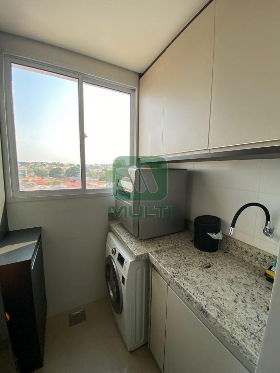 Apartamento à venda com 2 quartos, 62m² - Foto 6