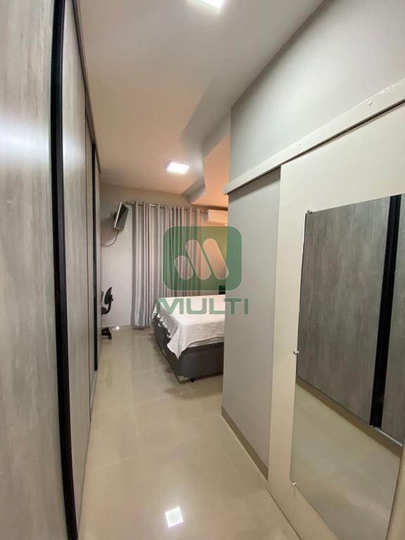 Apartamento à venda com 2 quartos, 62m² - Foto 9