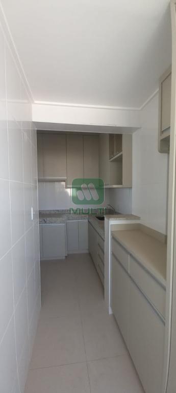 Apartamento à venda com 3 quartos, 94m² - Foto 4