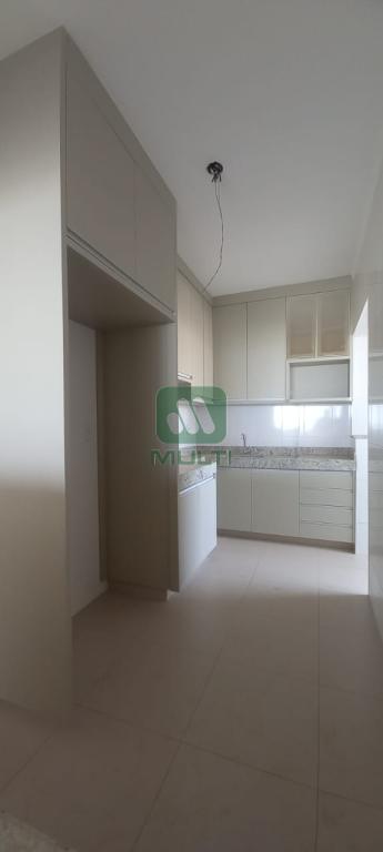 Apartamento à venda com 3 quartos, 94m² - Foto 5