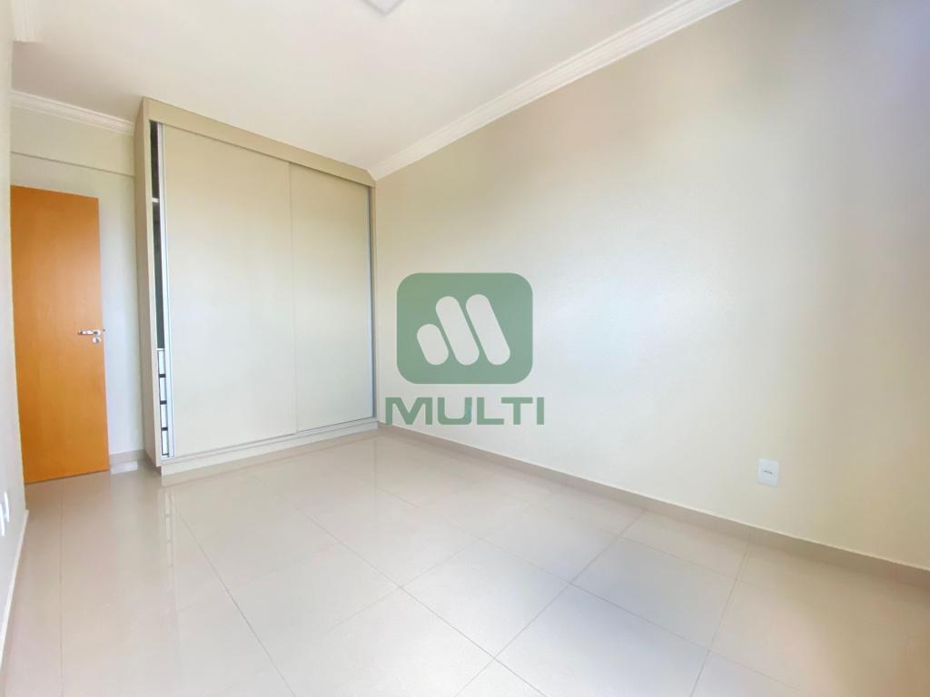 Apartamento à venda com 3 quartos, 94m² - Foto 9