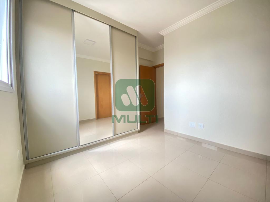 Apartamento à venda com 3 quartos, 94m² - Foto 13